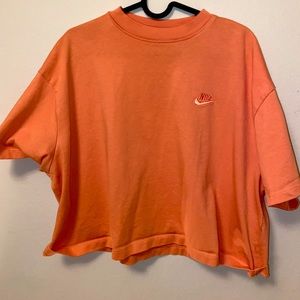 Size XL crop top Nike shirt